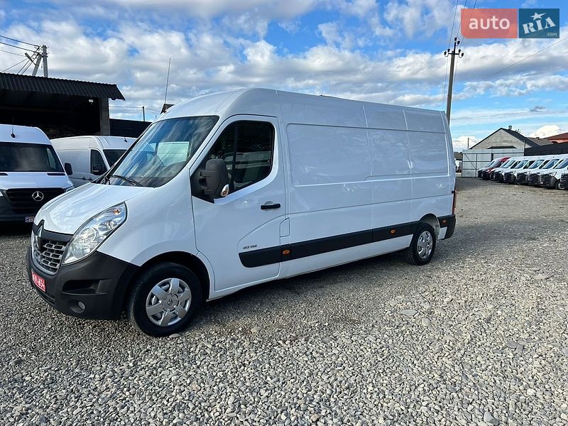 Грузовой фургон Renault Master 2018 в Хусте