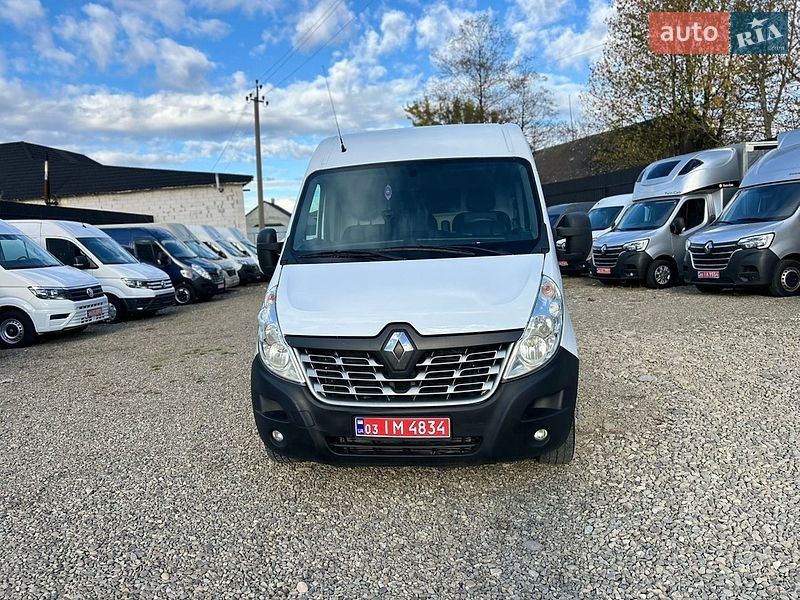 Вантажний фургон Renault Master 2018 в Хусті