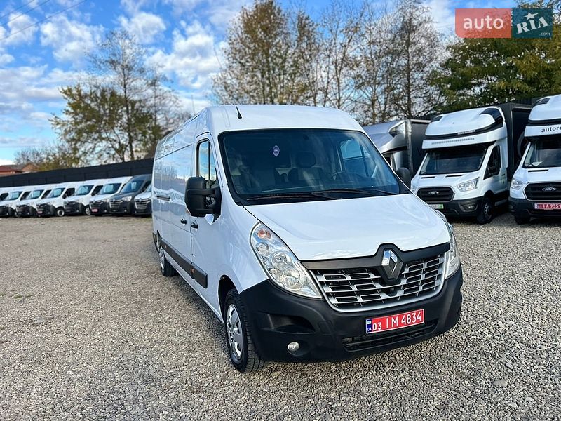 Грузовой фургон Renault Master 2018 в Хусте