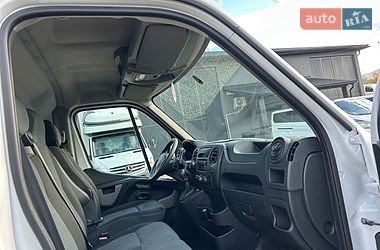 Вантажний фургон Renault Master 2018 в Хусті