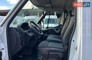 Грузовой фургон Renault Master 2018 в Хусте