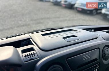 Грузовой фургон Renault Master 2018 в Хусте