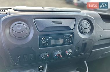 Вантажний фургон Renault Master 2018 в Хусті