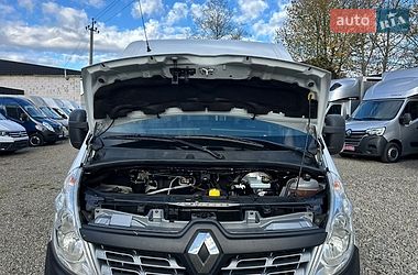 Грузовой фургон Renault Master 2018 в Хусте