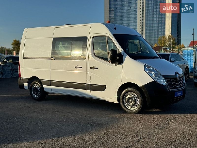 Грузопассажирский фургон Renault Master 2018 в Киеве