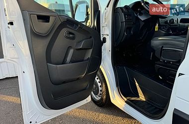 Грузопассажирский фургон Renault Master 2018 в Киеве