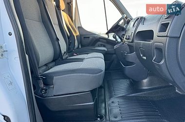 Грузопассажирский фургон Renault Master 2018 в Киеве