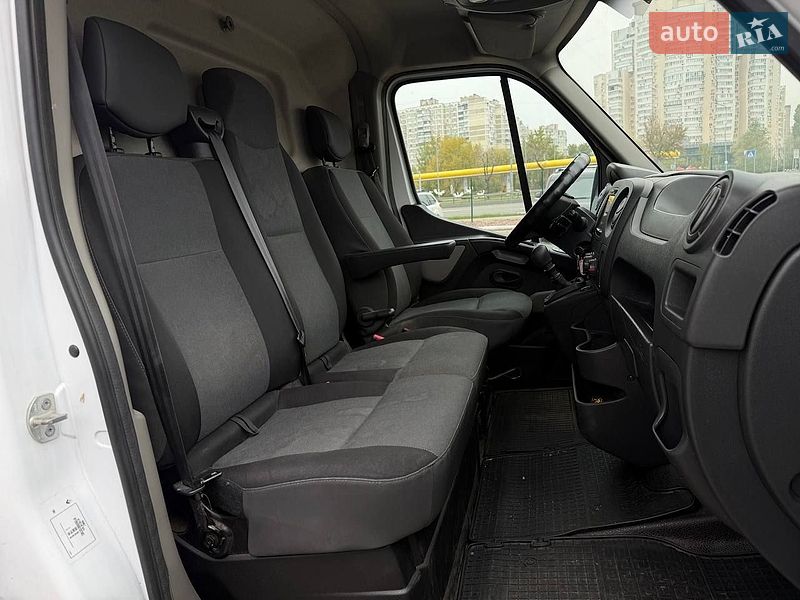 Грузовой фургон Renault Master 2018 в Киеве