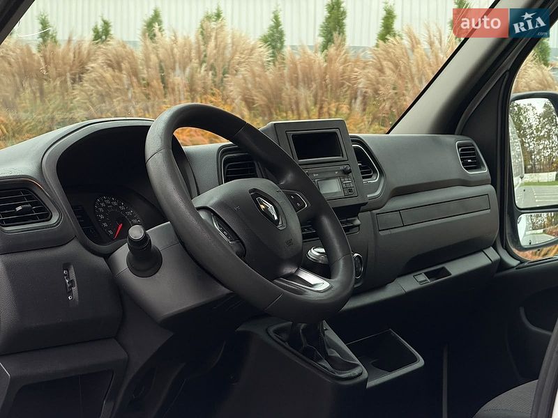 Вантажний фургон Renault Master 2021 в Луцьку