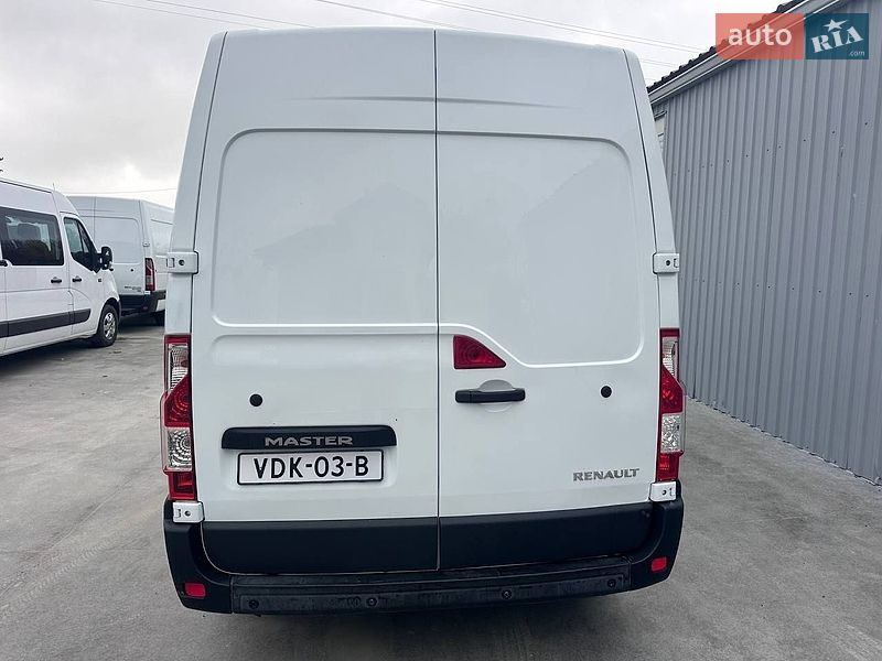 Грузовой фургон Renault Master 2017 в Дубно