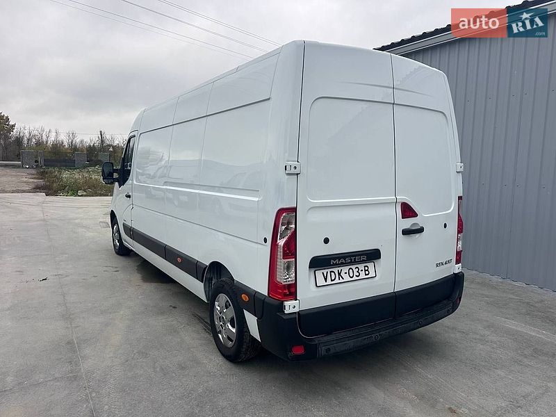 Грузовой фургон Renault Master 2017 в Дубно