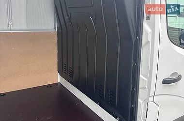 Грузовой фургон Renault Master 2017 в Дубно