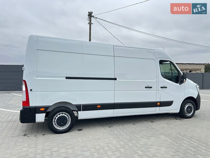Грузовой фургон Renault Master 2022 в Дубно