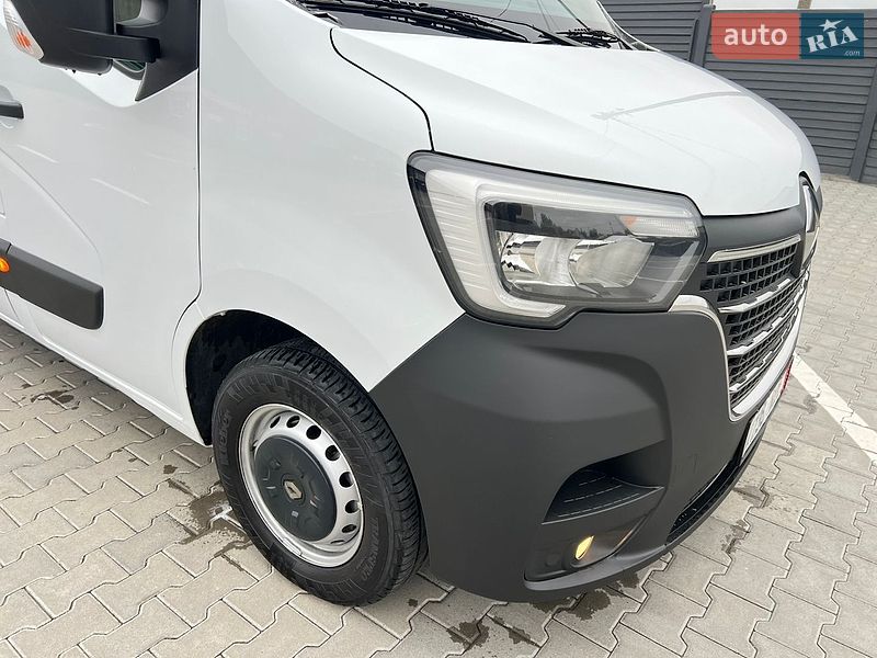 Грузовой фургон Renault Master 2022 в Дубно