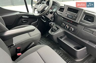 Грузовой фургон Renault Master 2022 в Дубно
