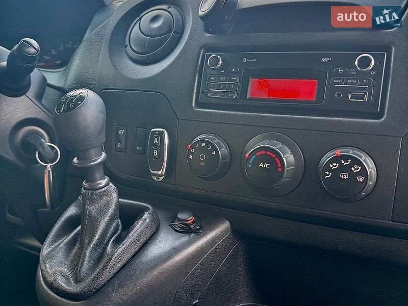 Грузовой фургон Renault Master 2019 в Киеве