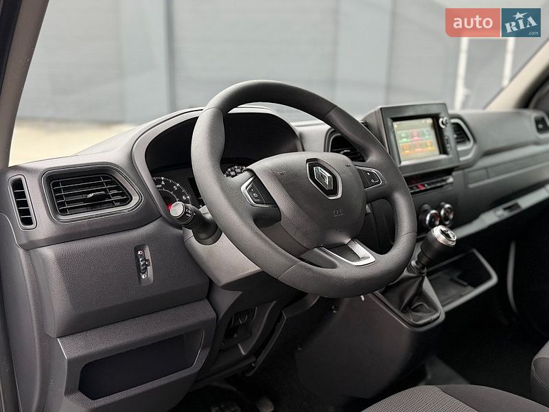Вантажний фургон Renault Master 2022 в Дубні
