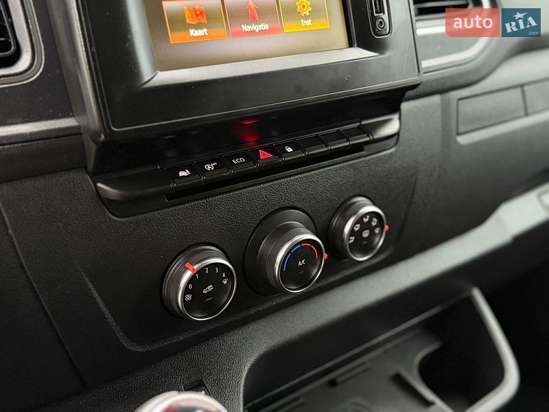 Вантажний фургон Renault Master 2022 в Дубні