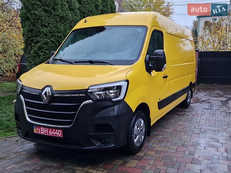 Грузовой фургон Renault Master 2020 в Пустомытах