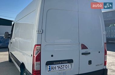 Вантажний фургон Renault Master 2015 в Києві