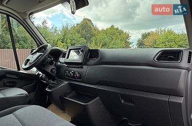 Грузовой фургон Renault Master 2023 в Млинове