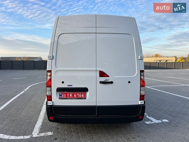 Грузовой фургон Renault Master 2023 в Дубно