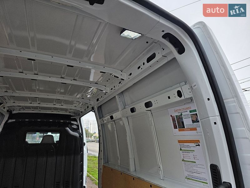 Вантажний фургон Renault Master 2022 в Одесі фото 67 Вантажний фургон Renault Master 2022 в Одесі