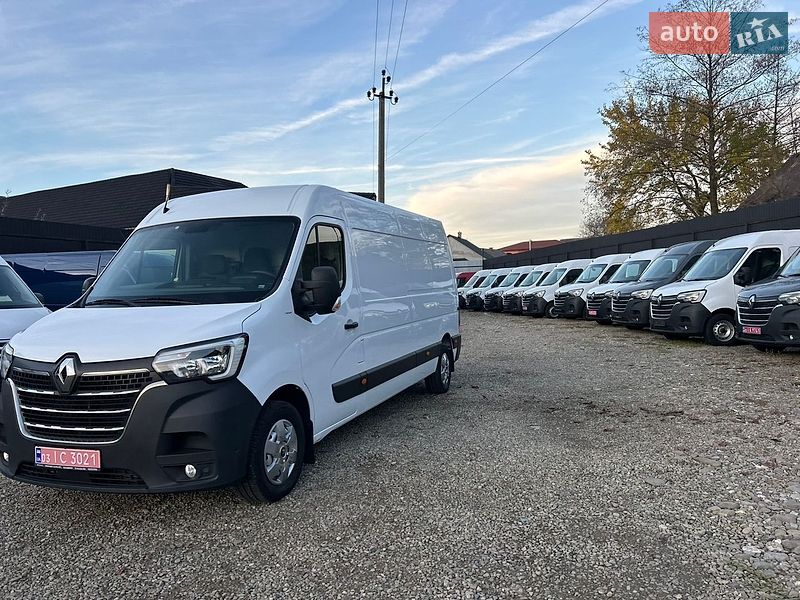 Вантажний фургон Renault Master 2021 в Хусті