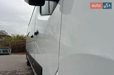 Вантажний фургон Renault Master 2019 в Бердичеві