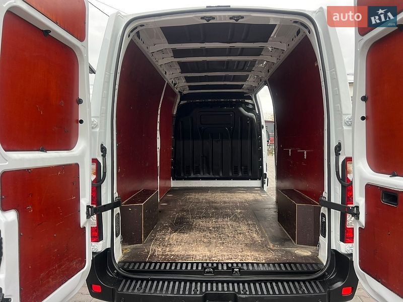 Вантажний фургон Renault Master 2019 в Бердичеві