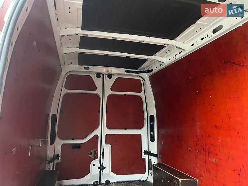 Вантажний фургон Renault Master 2019 в Бердичеві