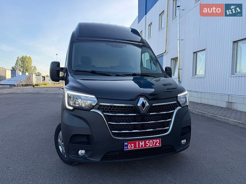 Вантажний фургон Renault Master 2022 в Хмельницькому