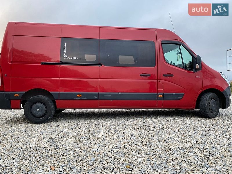 Грузопассажирский фургон Renault Master 2015 в Заречье