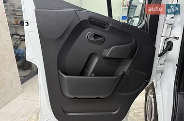 Грузовой фургон Renault Master 2022 в Полтаве