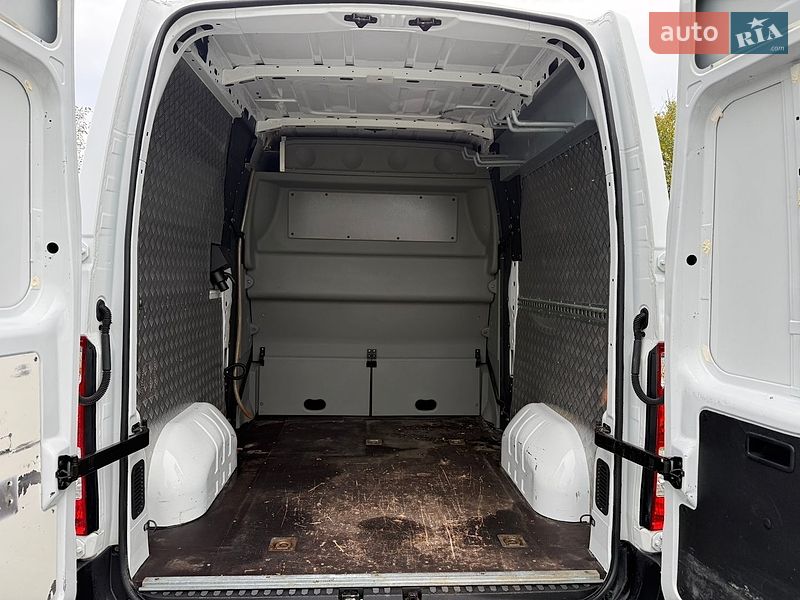 Грузопассажирский фургон Renault Master 2019 в Дубно