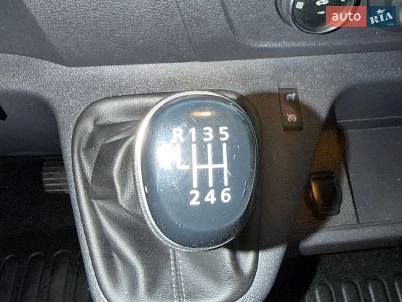 Вантажний фургон Renault Master 2020 в Вінниці