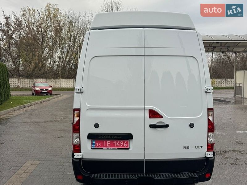 Грузовой фургон Renault Master 2022 в Луцке