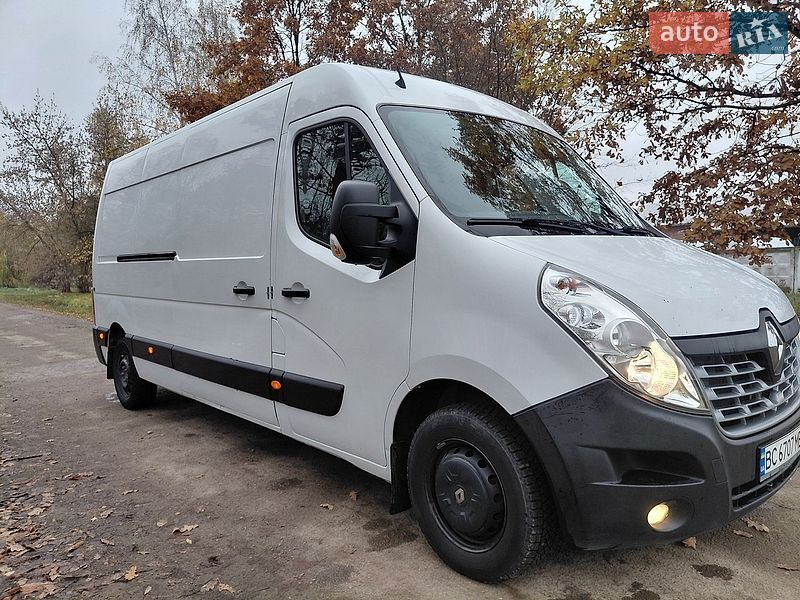 Грузовой фургон Renault Master 2017 в Ивано-Франковске