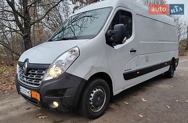 Вантажний фургон Renault Master 2017 в Івано-Франківську