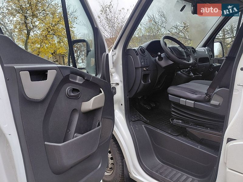 Грузовой фургон Renault Master 2017 в Ивано-Франковске