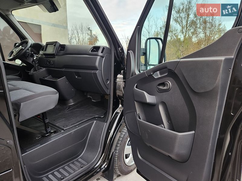 Універсал Renault Master 2020 в Дубні