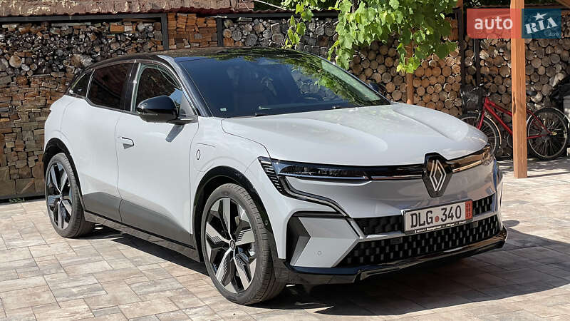 Внедорожник / Кроссовер Renault Megane E-Tech Electric 2022 в Мукачево