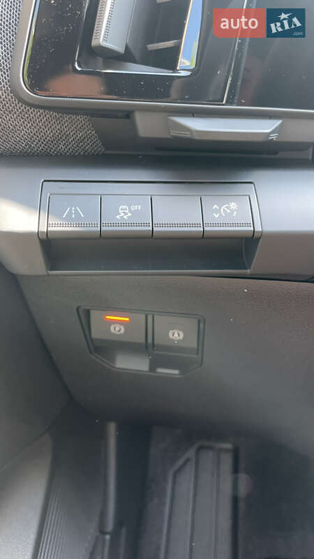 Внедорожник / Кроссовер Renault Megane E-Tech Electric 2022 в Мукачево