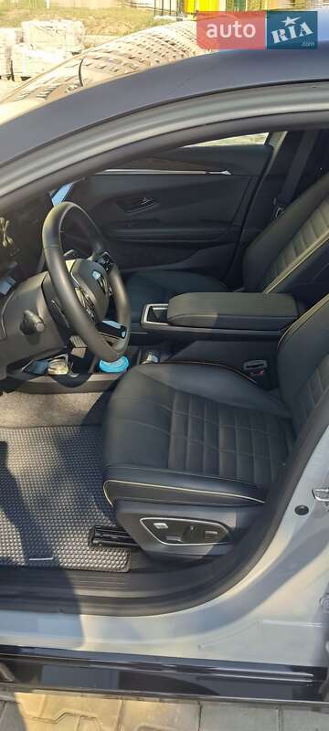 Внедорожник / Кроссовер Renault Megane E-Tech Electric 2022 в Хмельницком