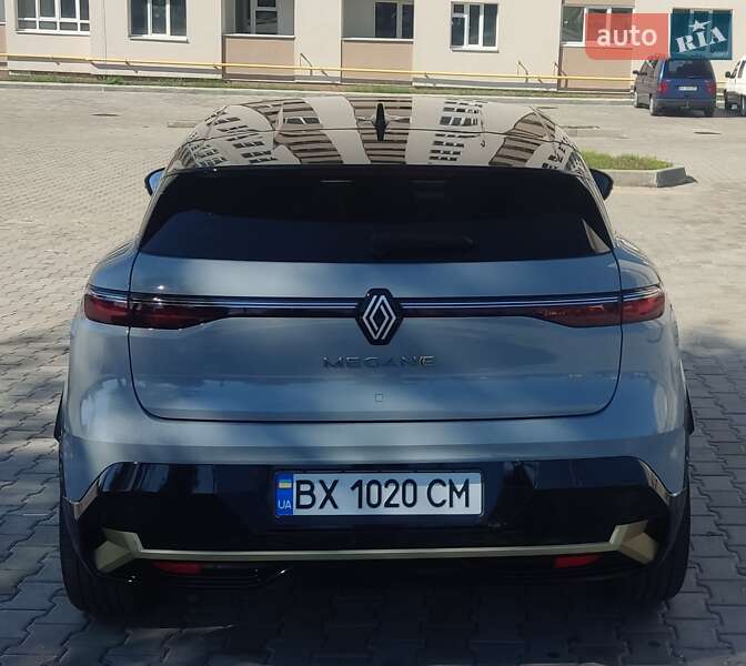 Внедорожник / Кроссовер Renault Megane E-Tech Electric 2022 в Хмельницком