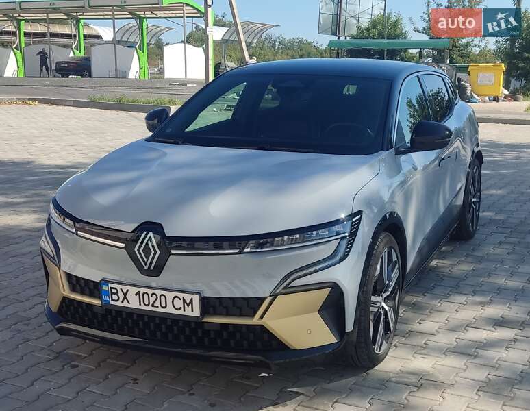 Внедорожник / Кроссовер Renault Megane E-Tech Electric 2022 в Хмельницком