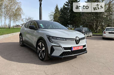 Позашляховик / Кросовер Renault Megane E-Tech Electric 2022 в Житомирі