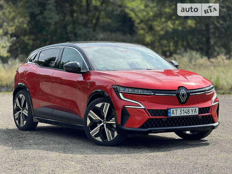 Внедорожник / Кроссовер Renault Megane E-Tech Electric 2022 в Долине