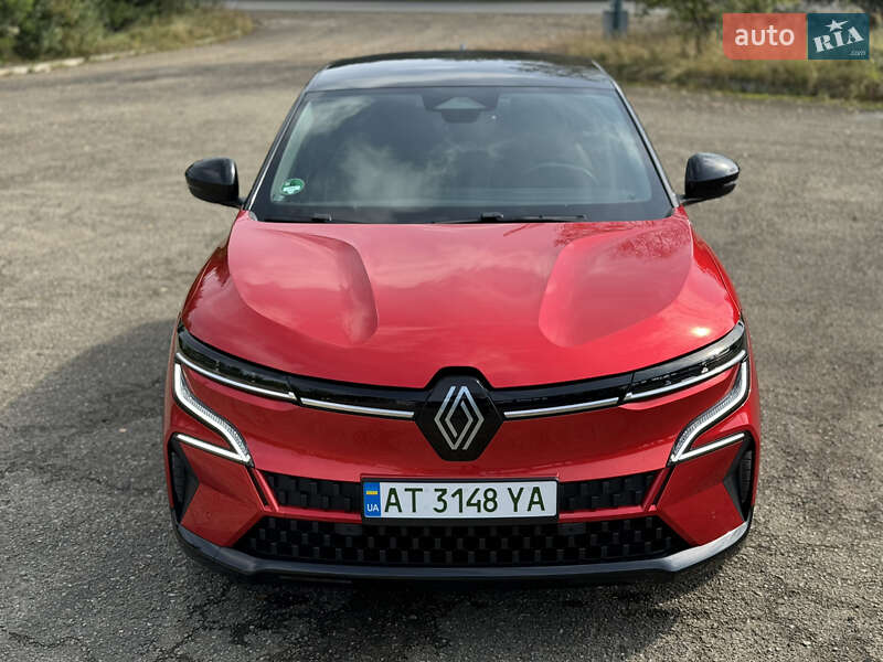 Внедорожник / Кроссовер Renault Megane E-Tech Electric 2022 в Долине