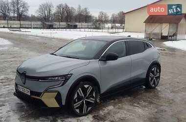 Позашляховик / Кросовер Renault Megane E-Tech Electric 2022 в 